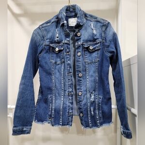 KanCan distressed denim jacket. XSMALL